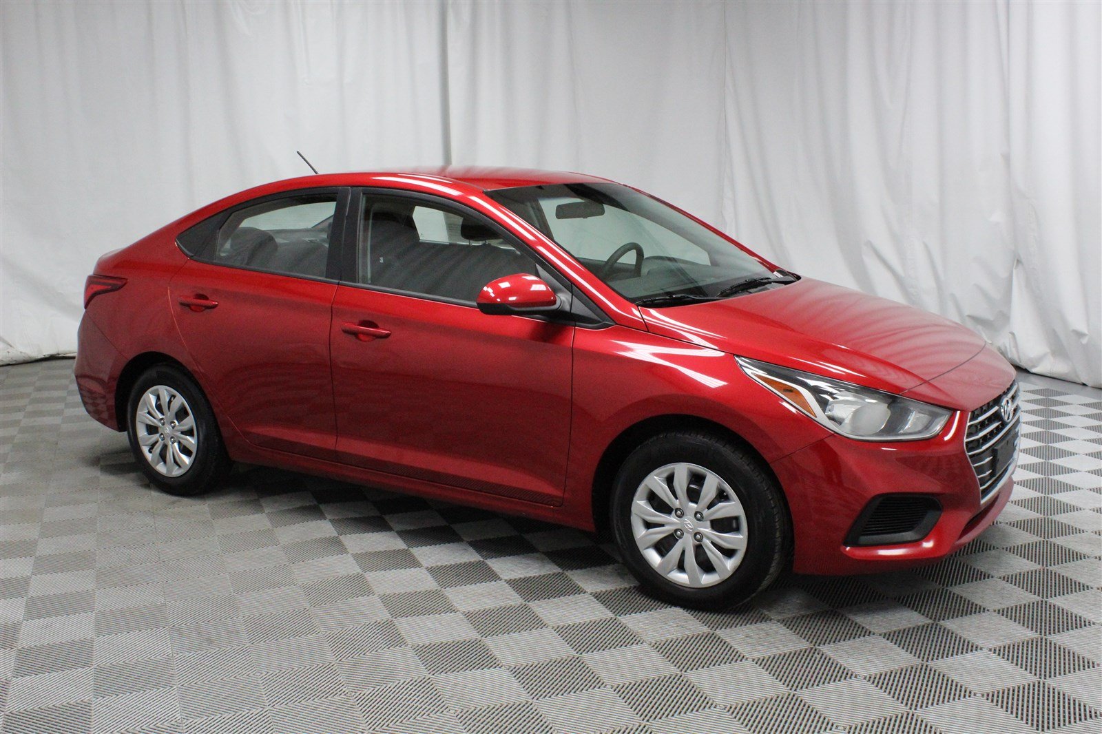 Pre-Owned 2019 Hyundai Accent SE Sedan in Wichita #E573656 | Super Car Guys